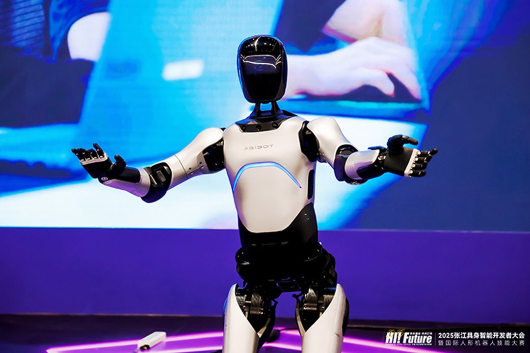 今年会jinnianhui-诠释科技美学 美的纤薄双胆60L电热水器UD打造场景智浴新体验